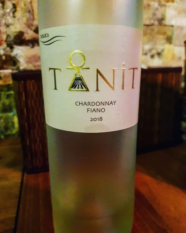 Read more about the article Doluca Tanit Chardonnay- Fiano 2018