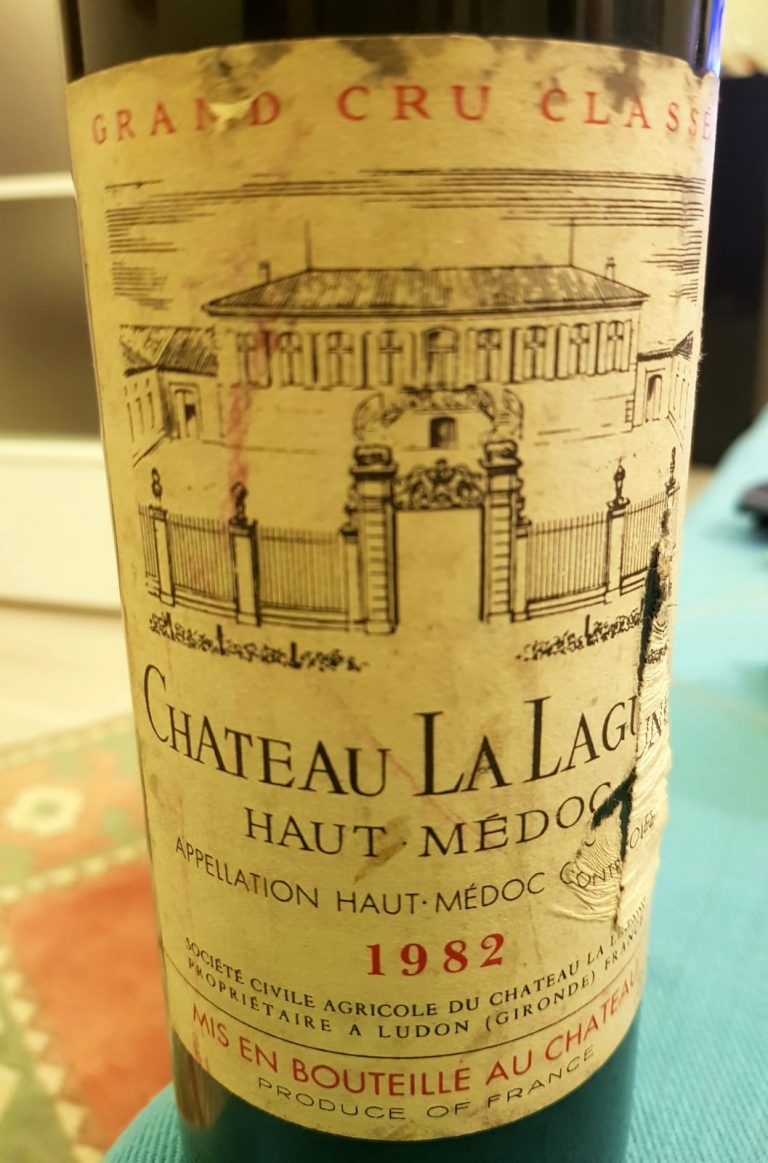 Read more about the article Yıllanmış şarap tatmak…                      La Lagune 1982…