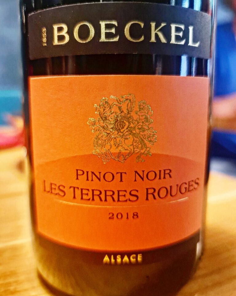 Read more about the article Boeckel Pinot Noir 2018 Les Terres Rouges