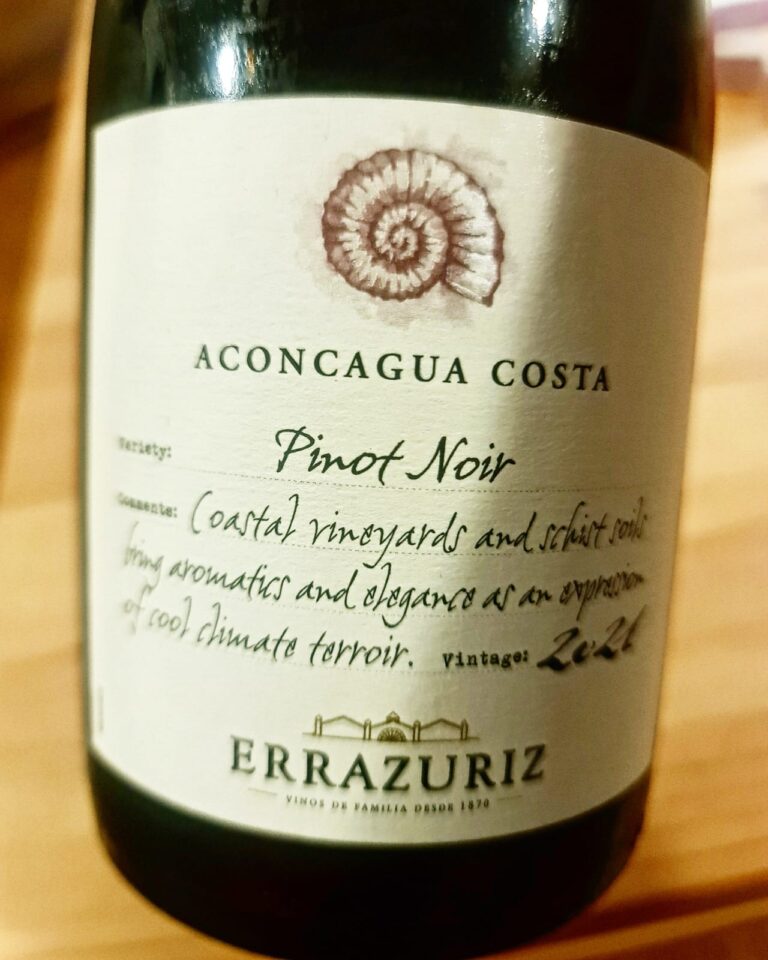 Read more about the article Errazuriz Aconcagua Costa Pinot Noir 2021